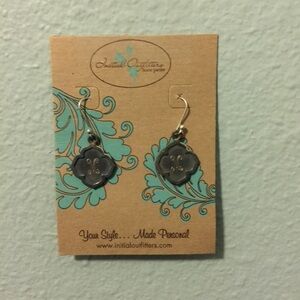 Vintage trefoil earrings​